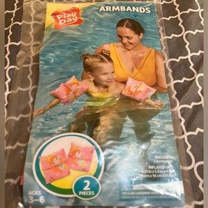 Children’s Pink inflatable swim armbands
